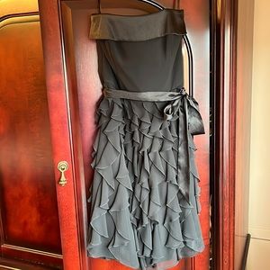 Elegant and sexy little black dress! Size 0
